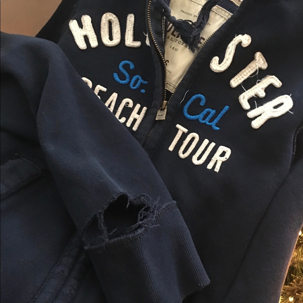 Hollister Zip-Up Hoodie - Picture 5 of 8